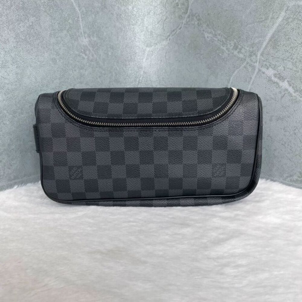 Louis Vuitton Women Pre-Loved Bag Very Good Condition